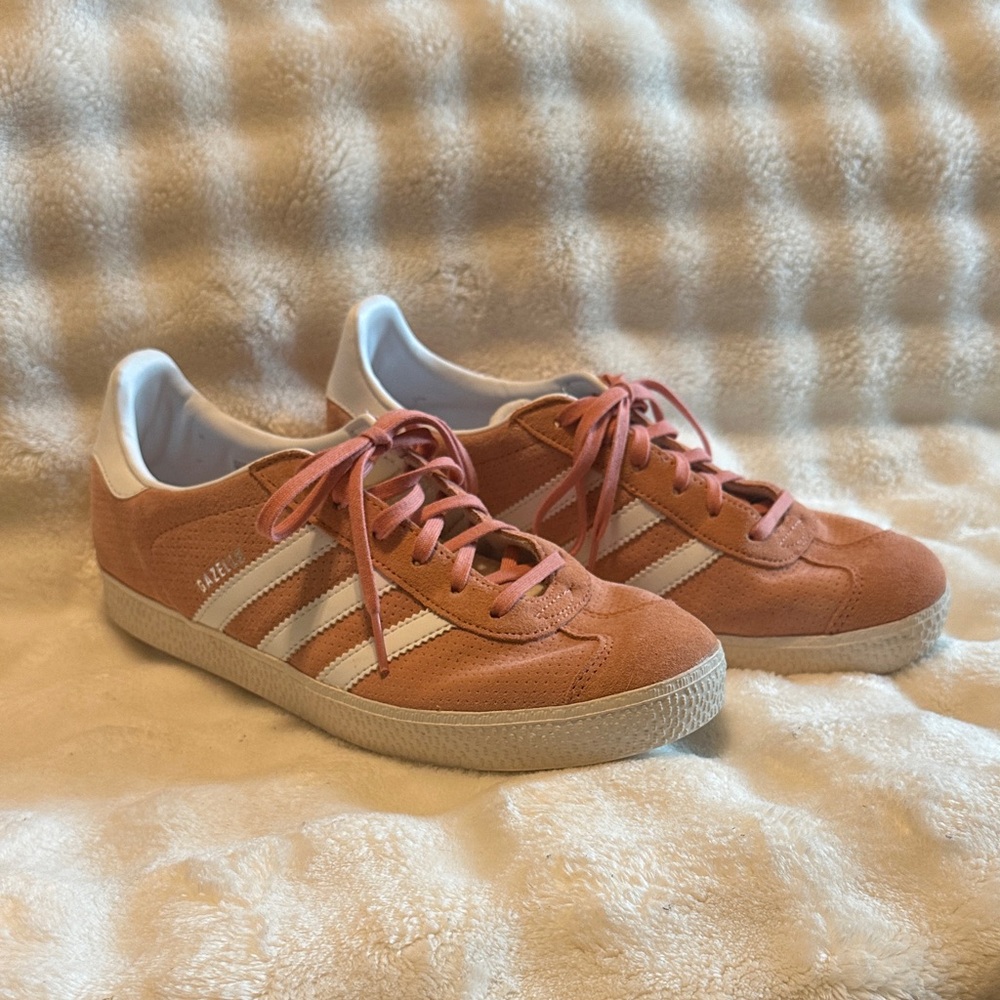adidas Suede Low-Top Sneakers in Dusty Pink with White Stripes